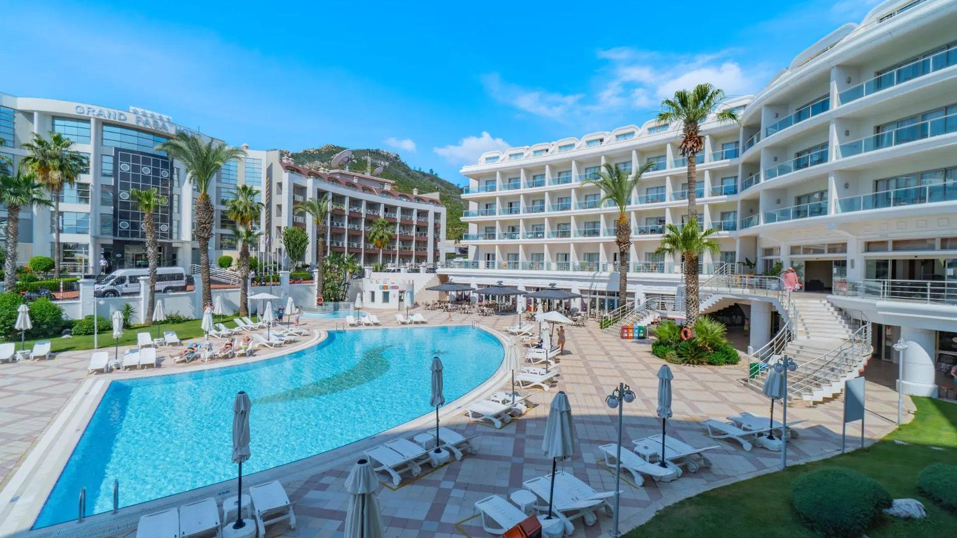 מרמריס Pineta Park Deluxe Hotel